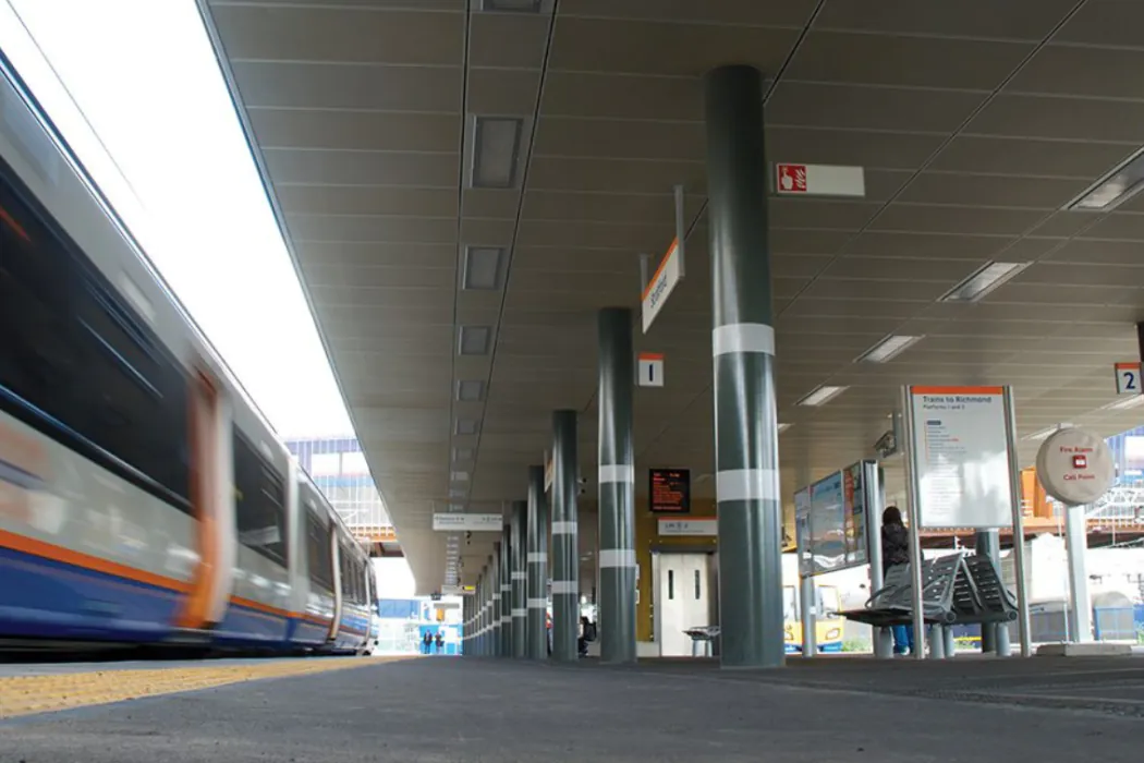 Platform Canopy at Stratford DLR Station - Broxap