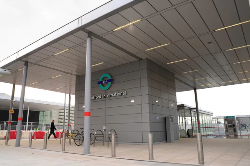 Railway Station Canopies at Stratford International DLR Station - Broxap
