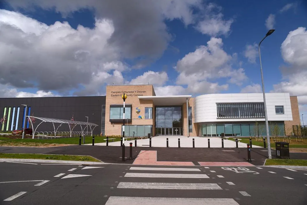 External Furniture & Canopies at Eastern College Campus - Broxap