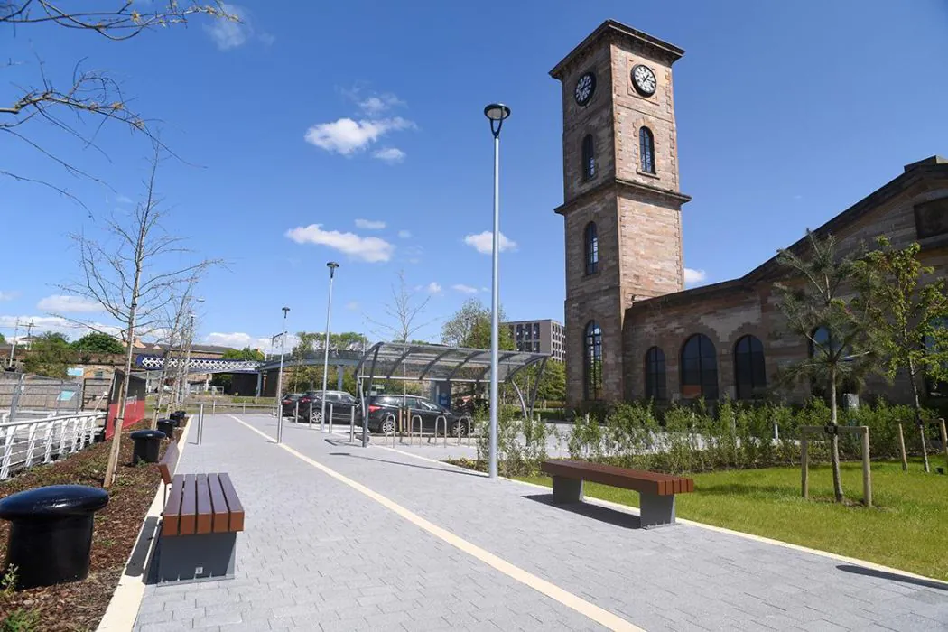 Sheffield Stands - The Clydeside Distillery - Broxap