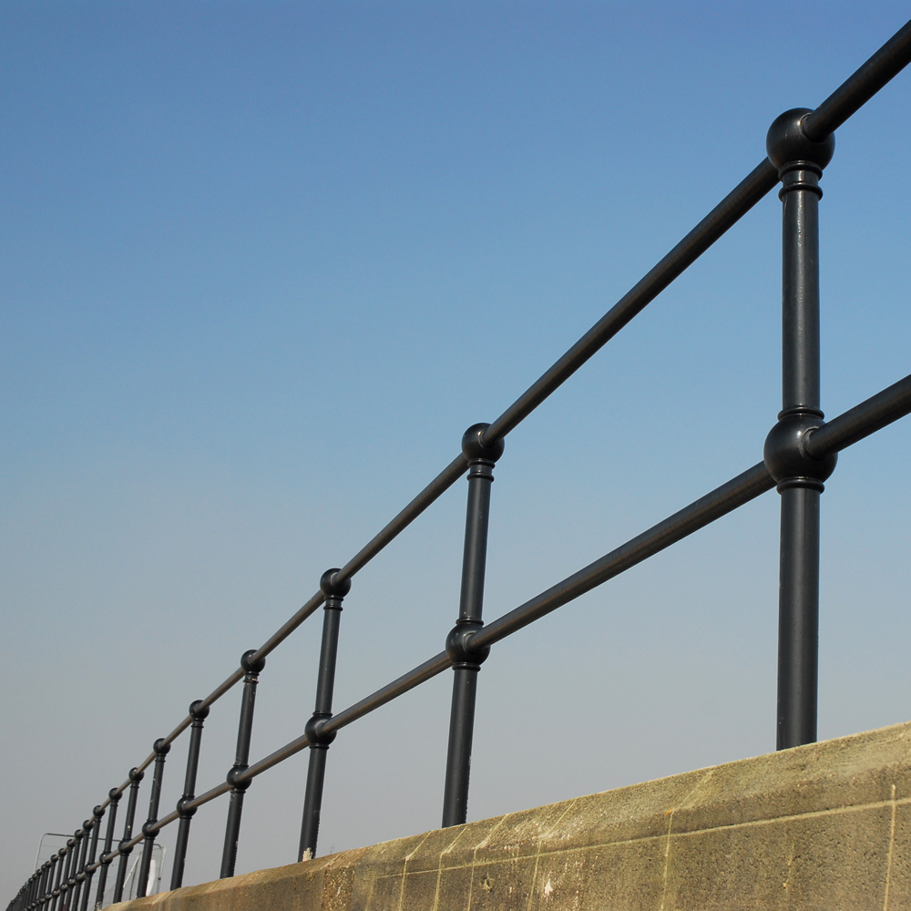 Benllech PU 2 Rail | Street Furniture
