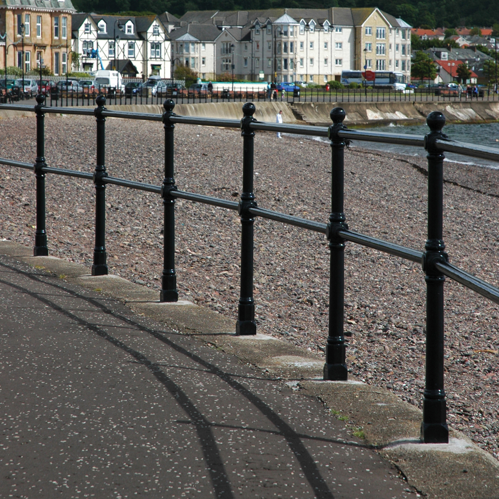 Trinity PU 2 Rail | Street Furniture
