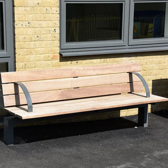 Willenhall Seat - 32