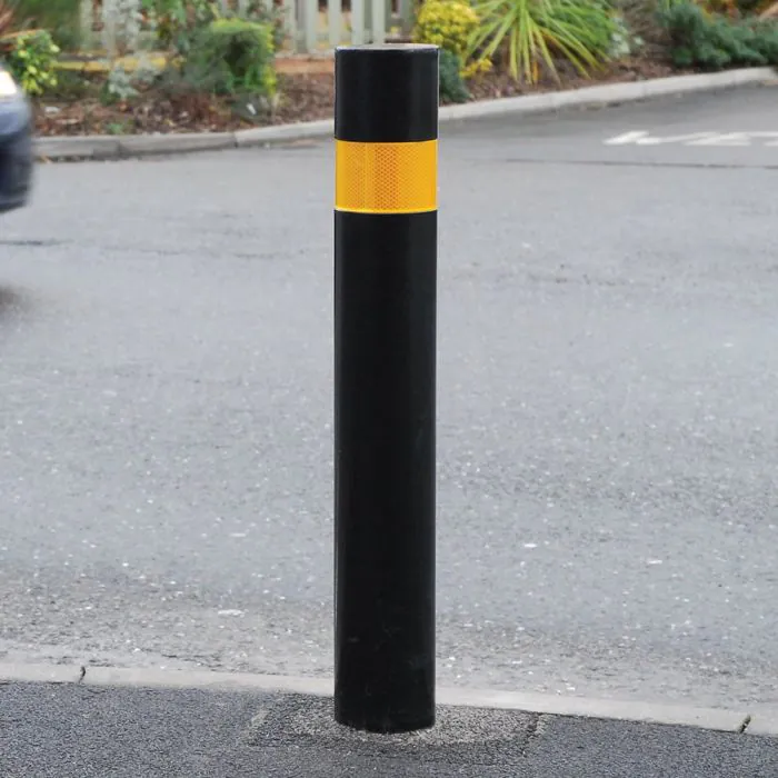 Heavy Duty EV & Security Bollard - 3
