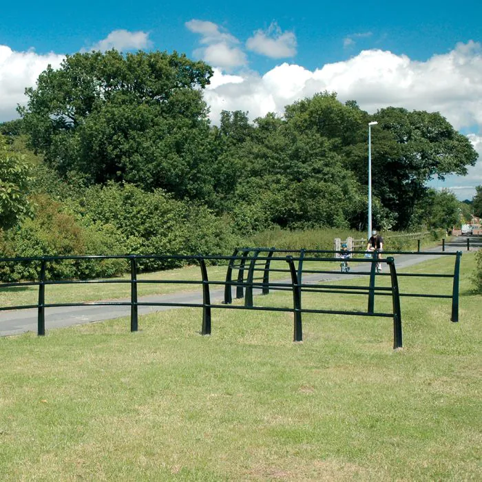 Quayside Curved Ductile Iron 3 Rail - 4