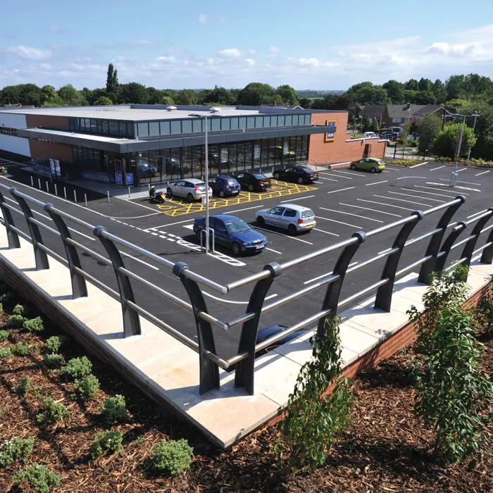 Quayside Curved Ductile Iron 3 Rail - 10