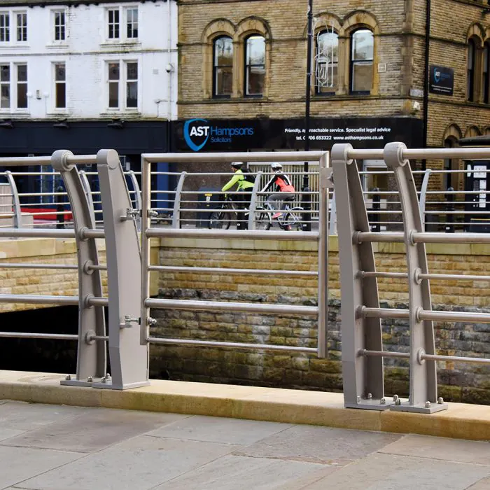 Quayside Curved Ductile Iron 5 Rail - 2