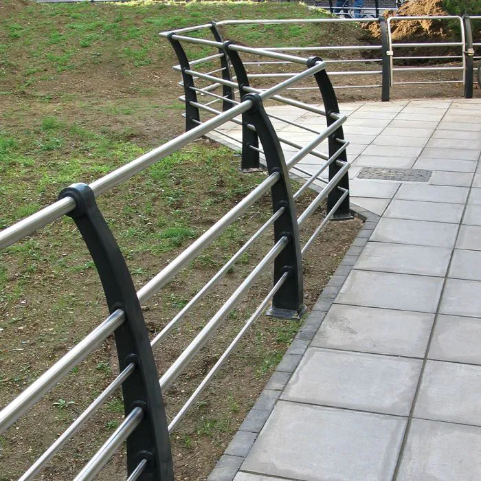 Quayside Curved Ductile Iron 5 Rail - 16