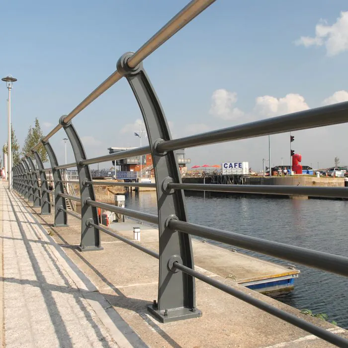 Quayside Curved Ductile Iron 5 Rail - 17