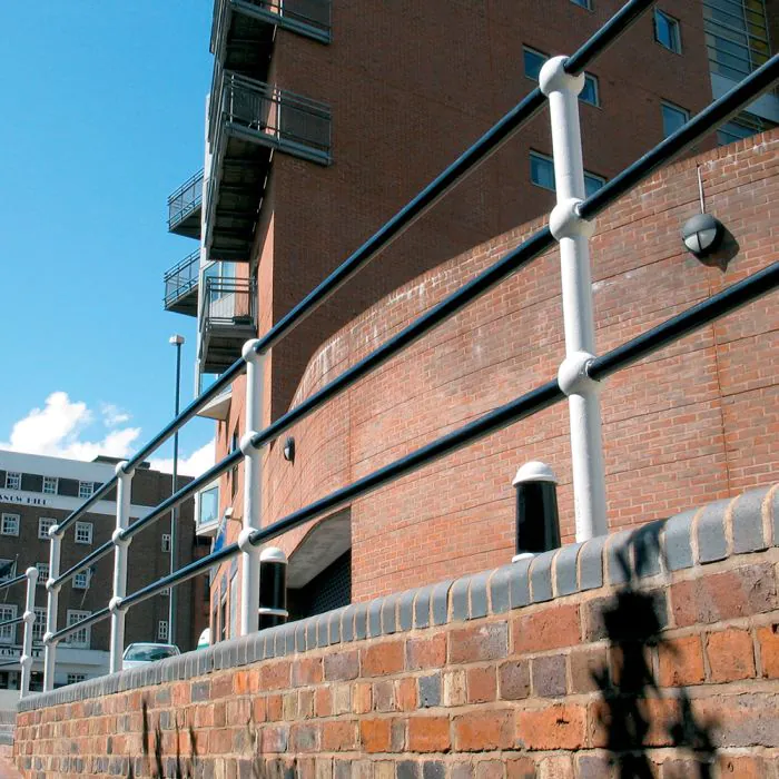 Pennington Ductile Iron 3 Rail - 1