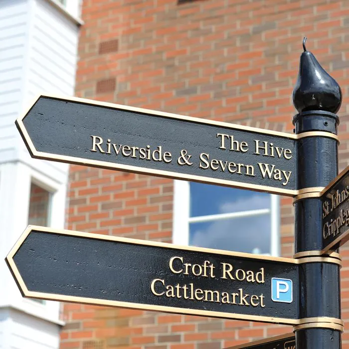 Standard Signage Column - 7