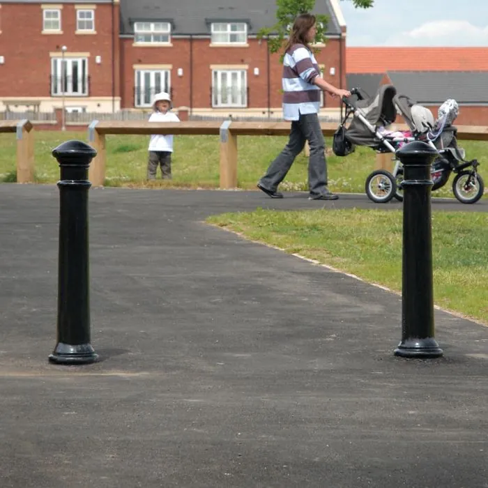 Cast Iron Manchester Bollard Root Fixed- Express - 1