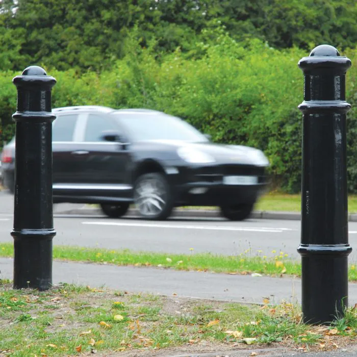 Cannon Cast Iron Bollard - 2