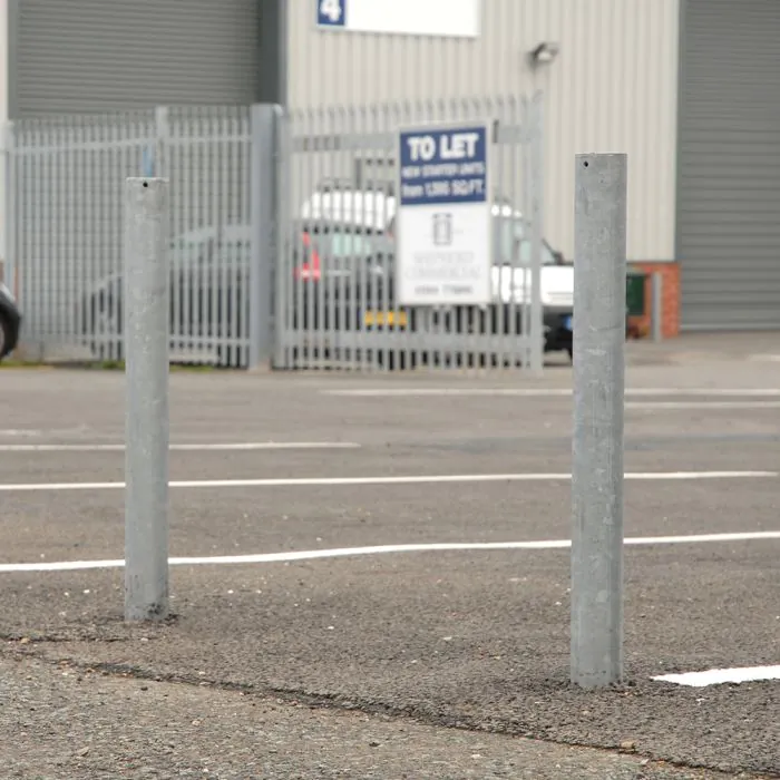 Tunstall Steel Bollard - 1