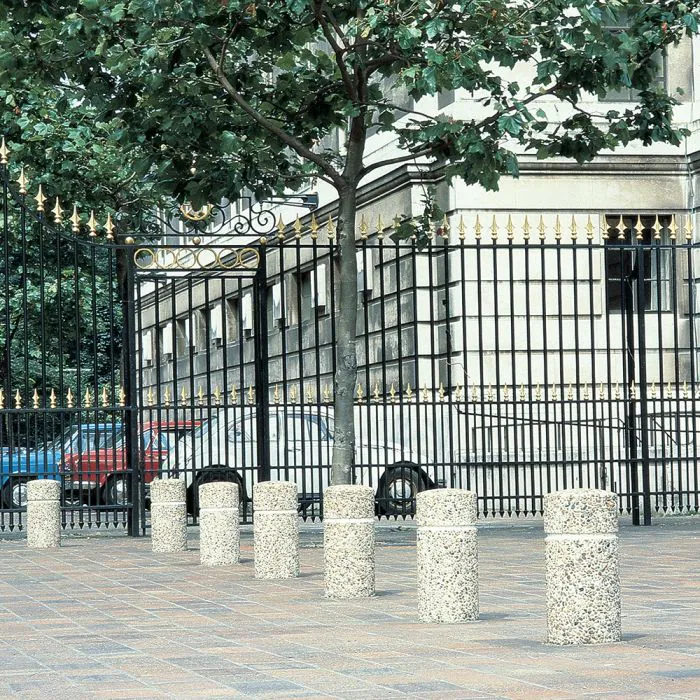 Selhurst Concrete Bollard - 1