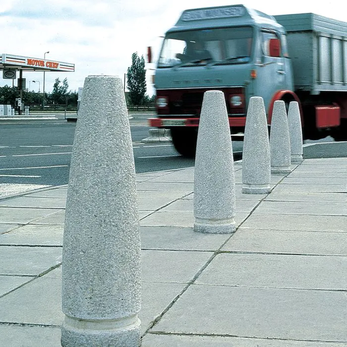 Hampton Concrete Bollard