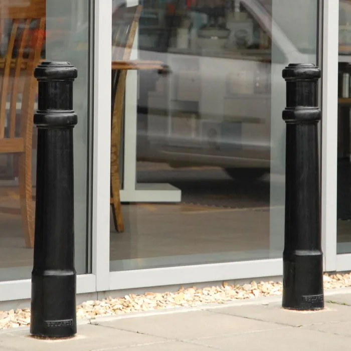 Sunningdale PU Bollard - 1