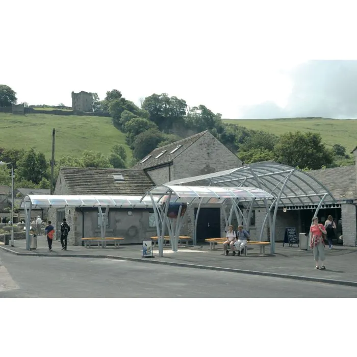 Cambridge Symmetric Shelter - 3