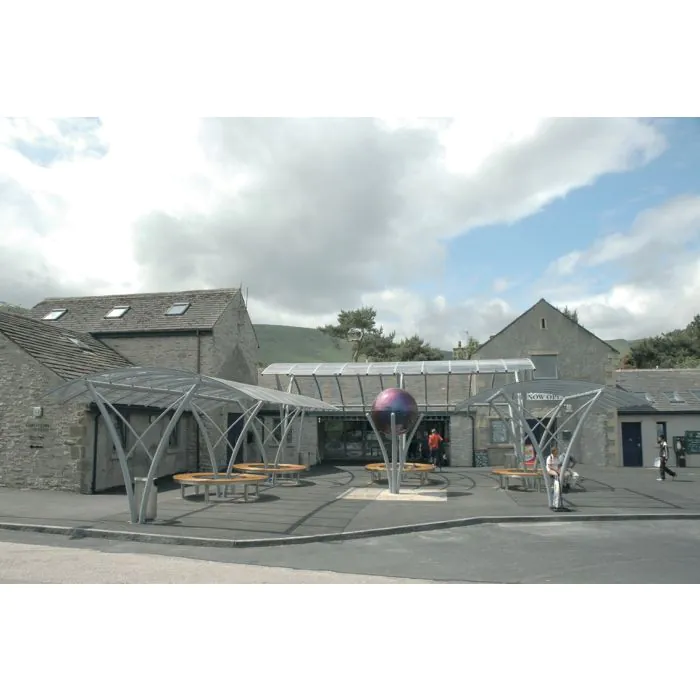 Cambridge Symmetric Shelter - 15