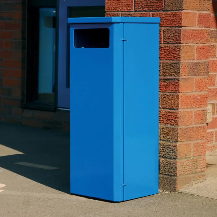Derby Hercules Post Mounted - 6