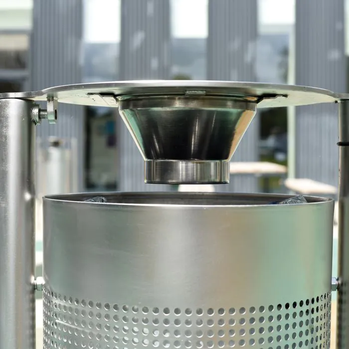 Little Leigh Litter Bin - 12