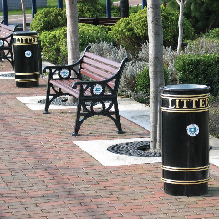 Heritage Cast Iron Litter Bin - 4