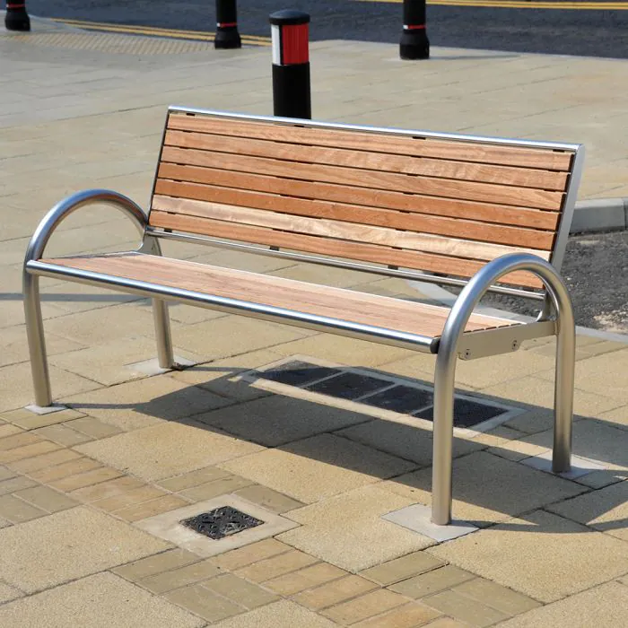 Salperton Seat
