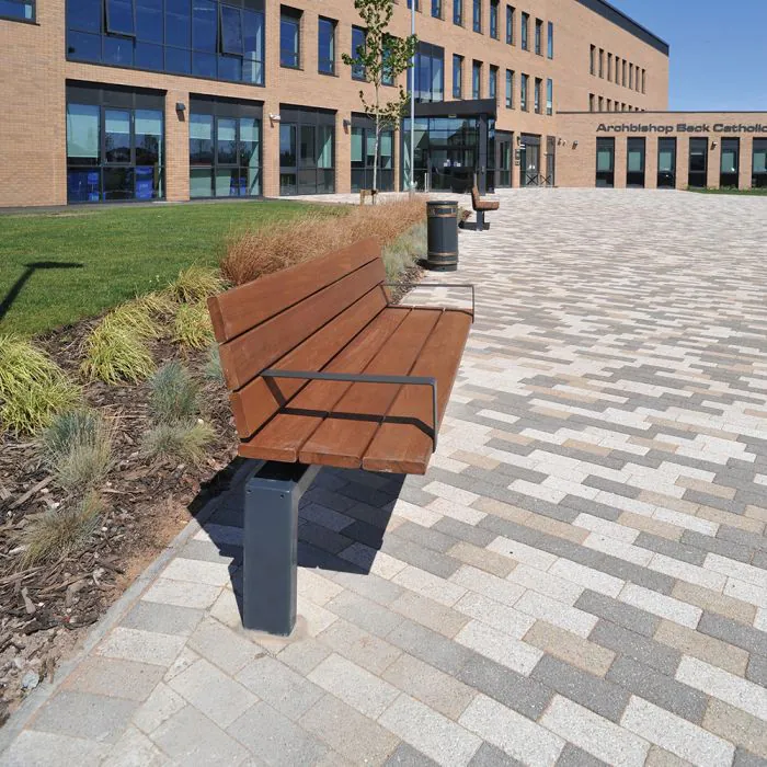 Willenhall Seat - 19