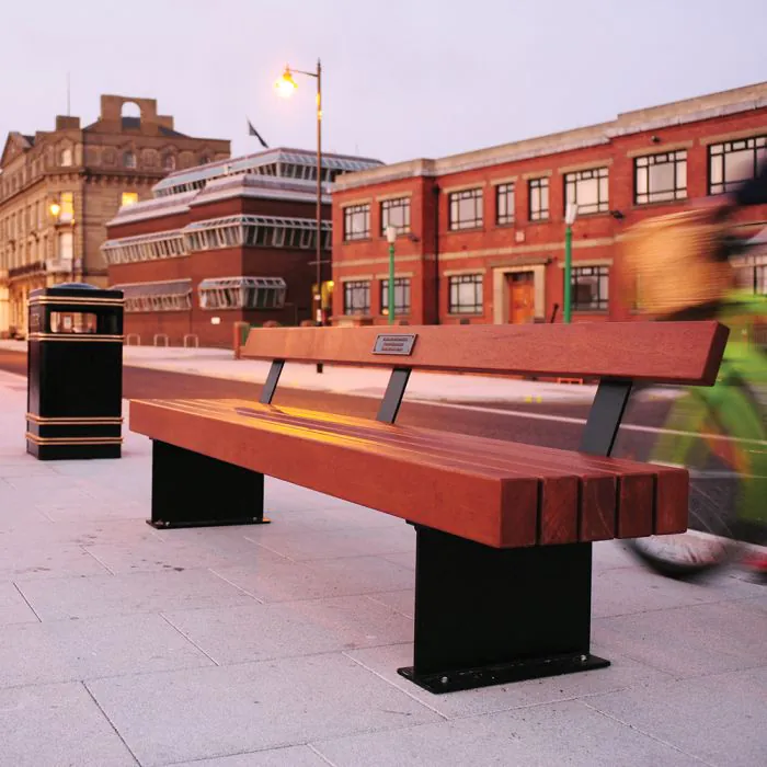 Tiptree Seat - 19