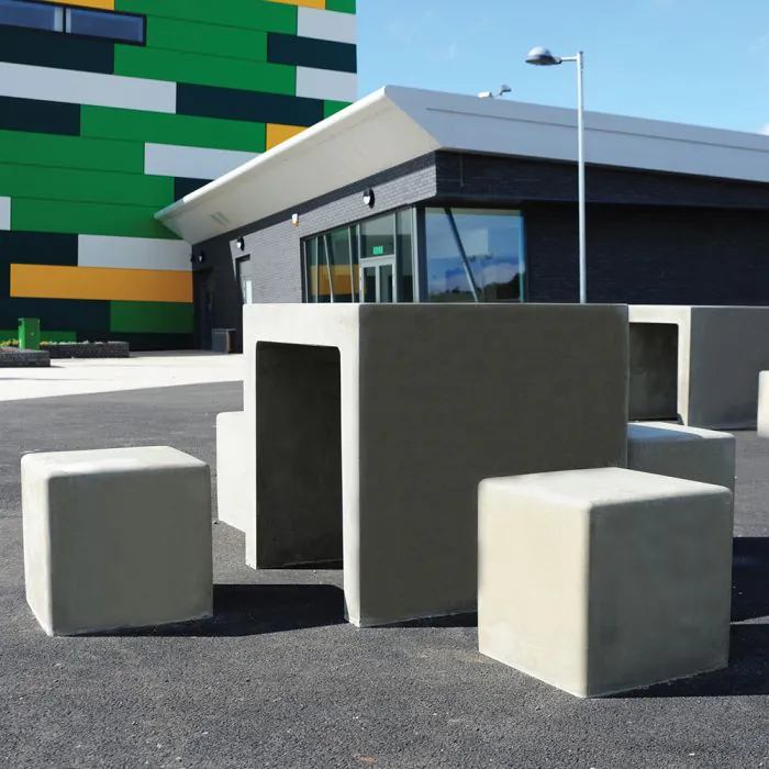 Harpurhey Picnic Table - 3