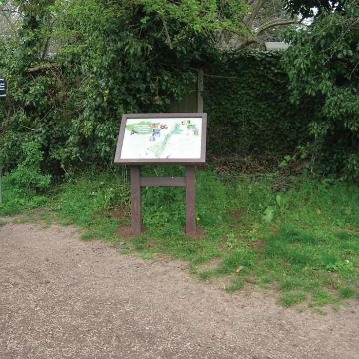 Hallaton Recycled Plastic Lectern - 4