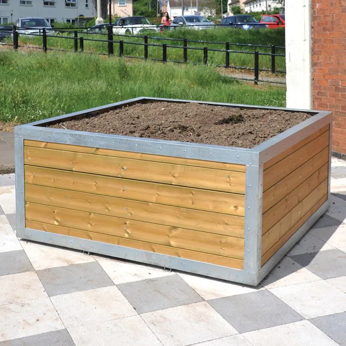 Bedlington Planter - 9