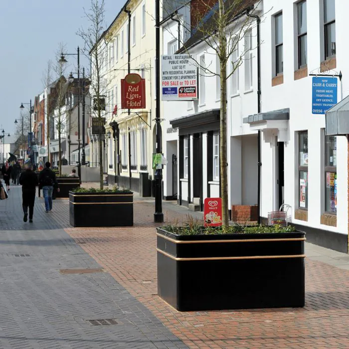 Basingstoke Planter - 9