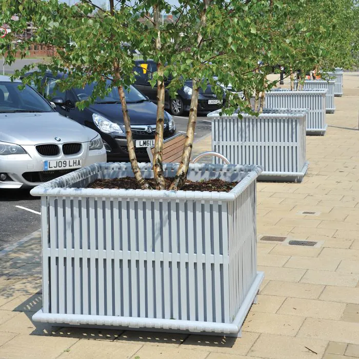 Weyburn Planter - 1