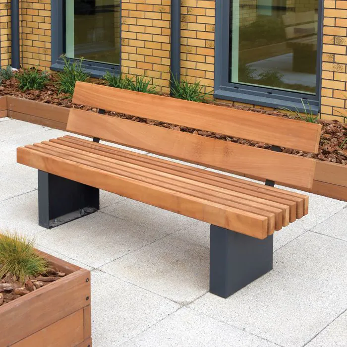 Litchard Seat - 4