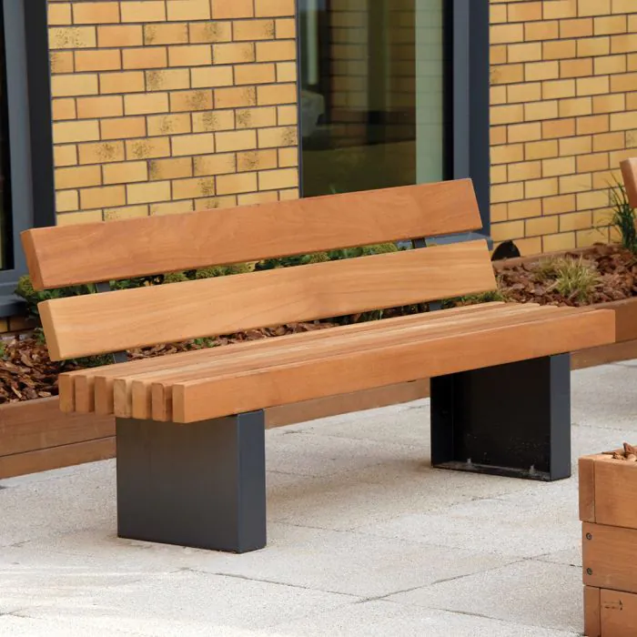 Litchard Seat - 12