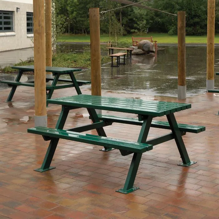 Garthdee Picnic Bench - 2