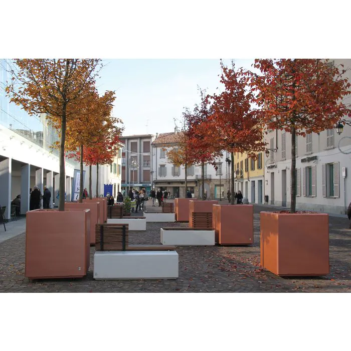 Andromeda Concrete Planter - 2