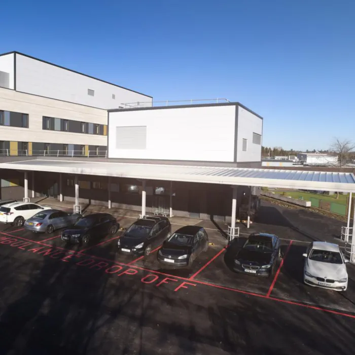 Wexham Gullwing Pick-Up and Drop-Off Canopy - 4