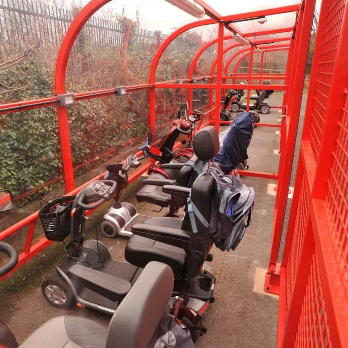 Bedworth Buggy Shelter - 8