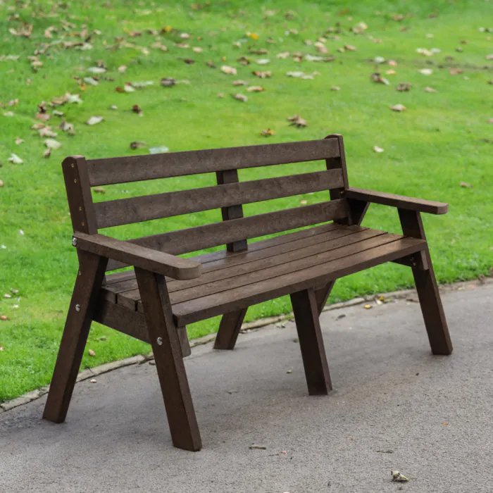 Abingdon Recycled Plastic Seat Adult