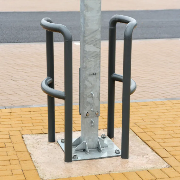 Split Lamp Post Protector - Express - 1
