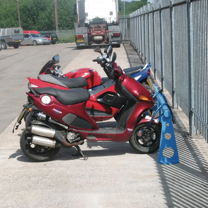 Clyde Motorcycle Stand - 2