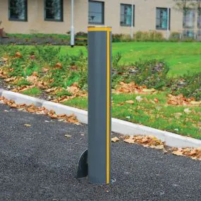 Ashmore Steel Bollard