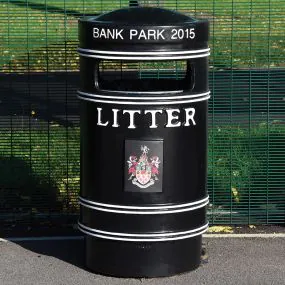 Round Medium Cast Iron Bin