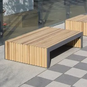 Plaza III M Bench