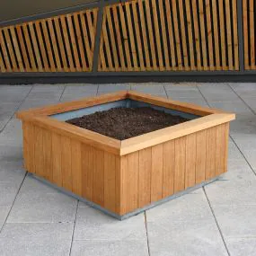 Swindon Planter