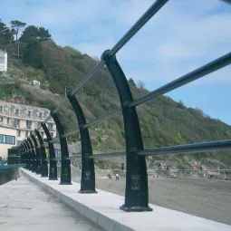 Quayside Curved Ductile Iron 3 Rail