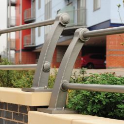 Quayside Curved PU 2 Rail | Street Furniture