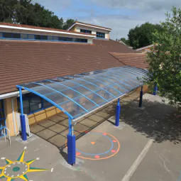 Newcastle Asymmetric Walkway Newcastle Asymmetric Walkway